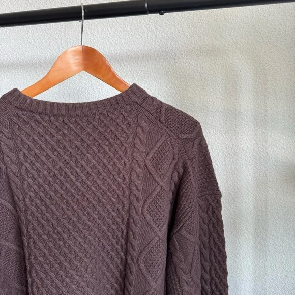 Aritzia Sunday Best Peggy Cropped Rich Mocha Brown Cable Knit Sweater Size M NWT - Picture 5 of 7